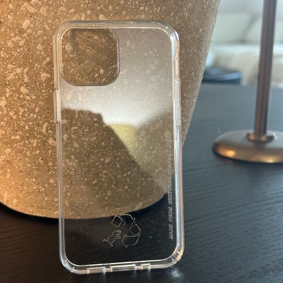 Clear iPhone case for iPhone 13 mini and iPhone 12 mini - scratch resistant - Picture 3 of 4